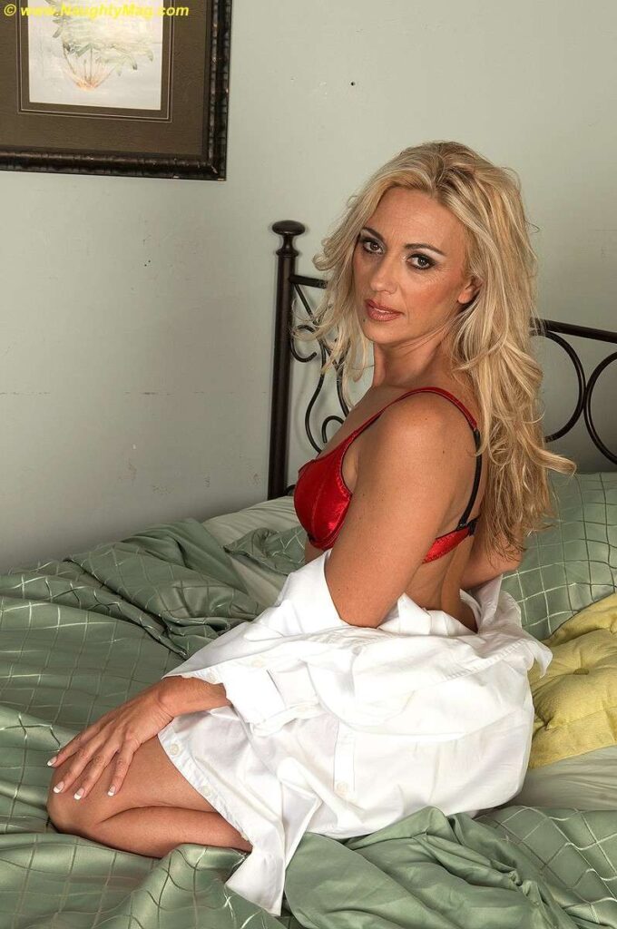 Mature blonde amateur Jazella Moore dances striptease. Fetish foot foot sole toe. Jazella Moore masturbation pussy. Cum exclusive mature sex. Jazella Moore solo xxx.